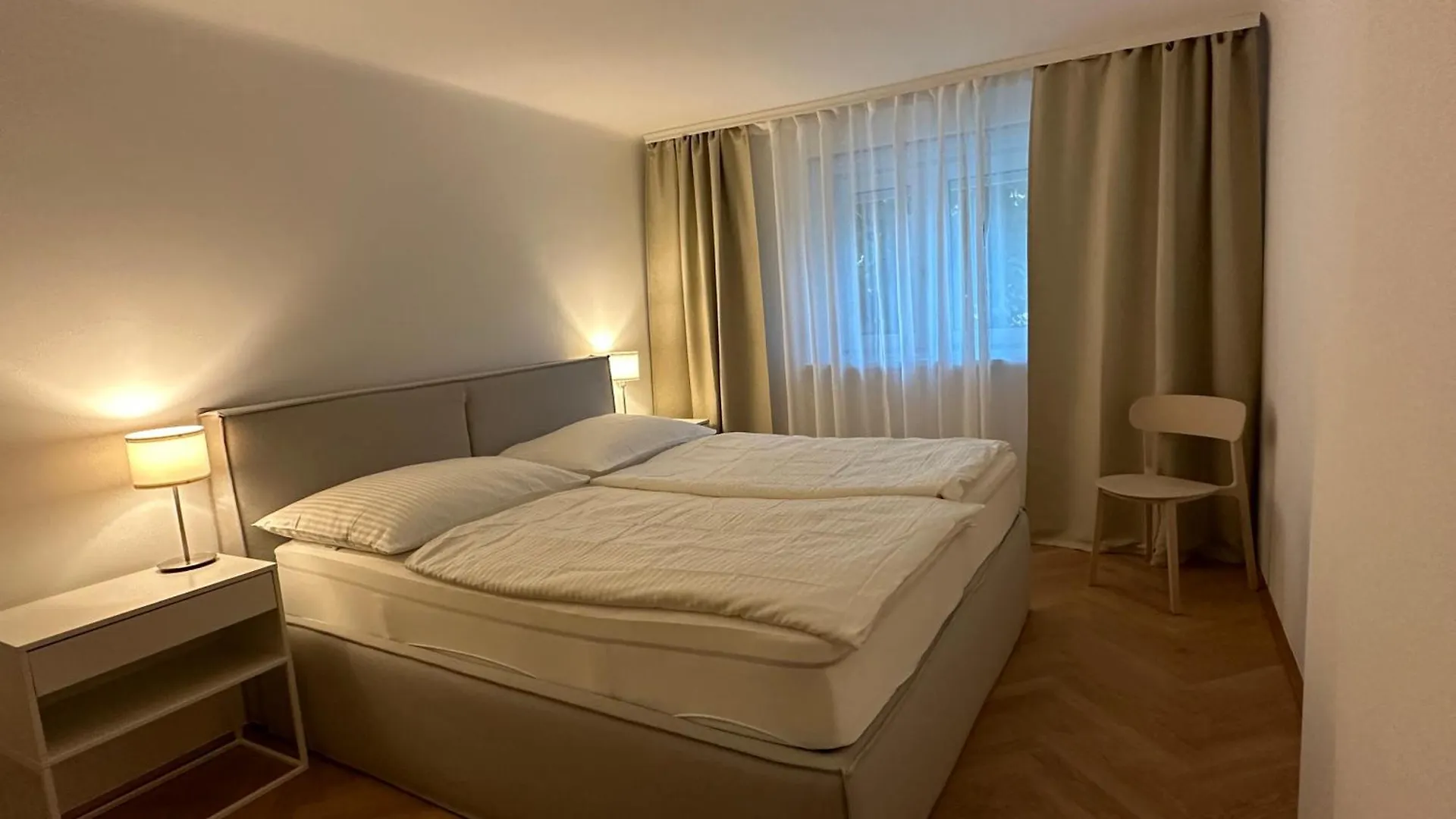 Viviane Paulos Apartment - Stylish Apartment At Wienerberg